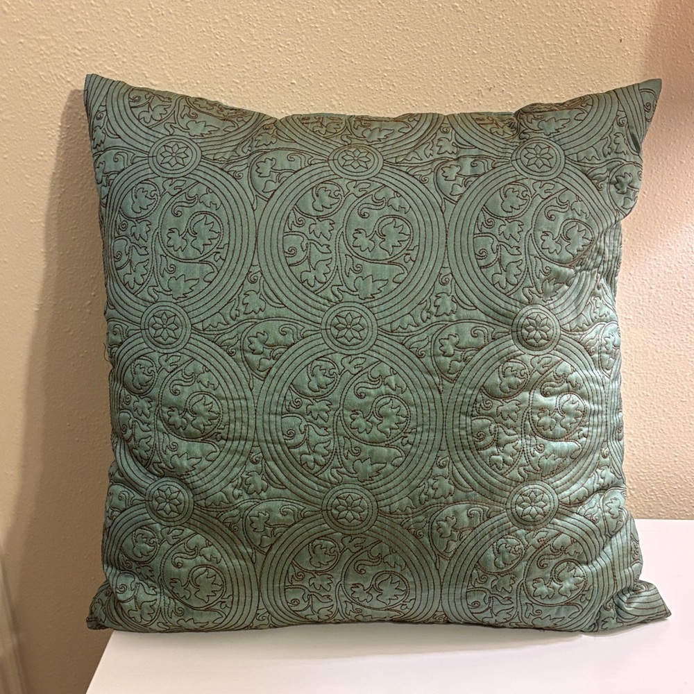Elegant Green Decorative Pillow
